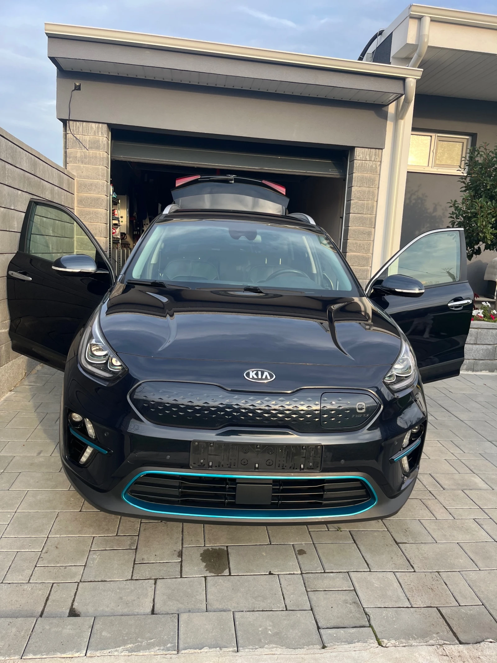 Kia Niro 100% SOH 65 kWh ExecutiveLine, снимка 1