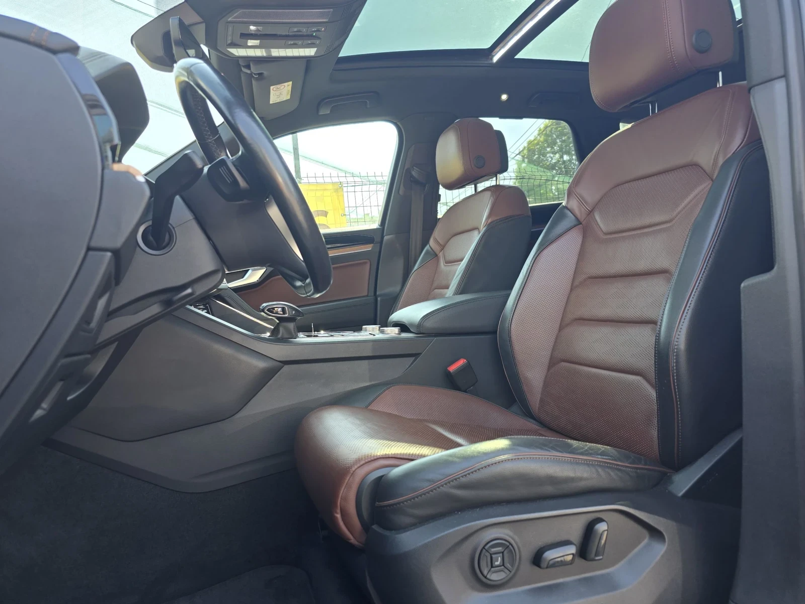 VW Touareg 4.2TDI/R-LINE - изображение 8