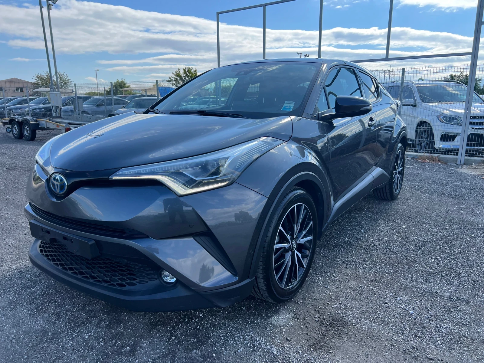 Toyota C-HR 1-8 Хибрид 122кс Фул лед - изображение 3