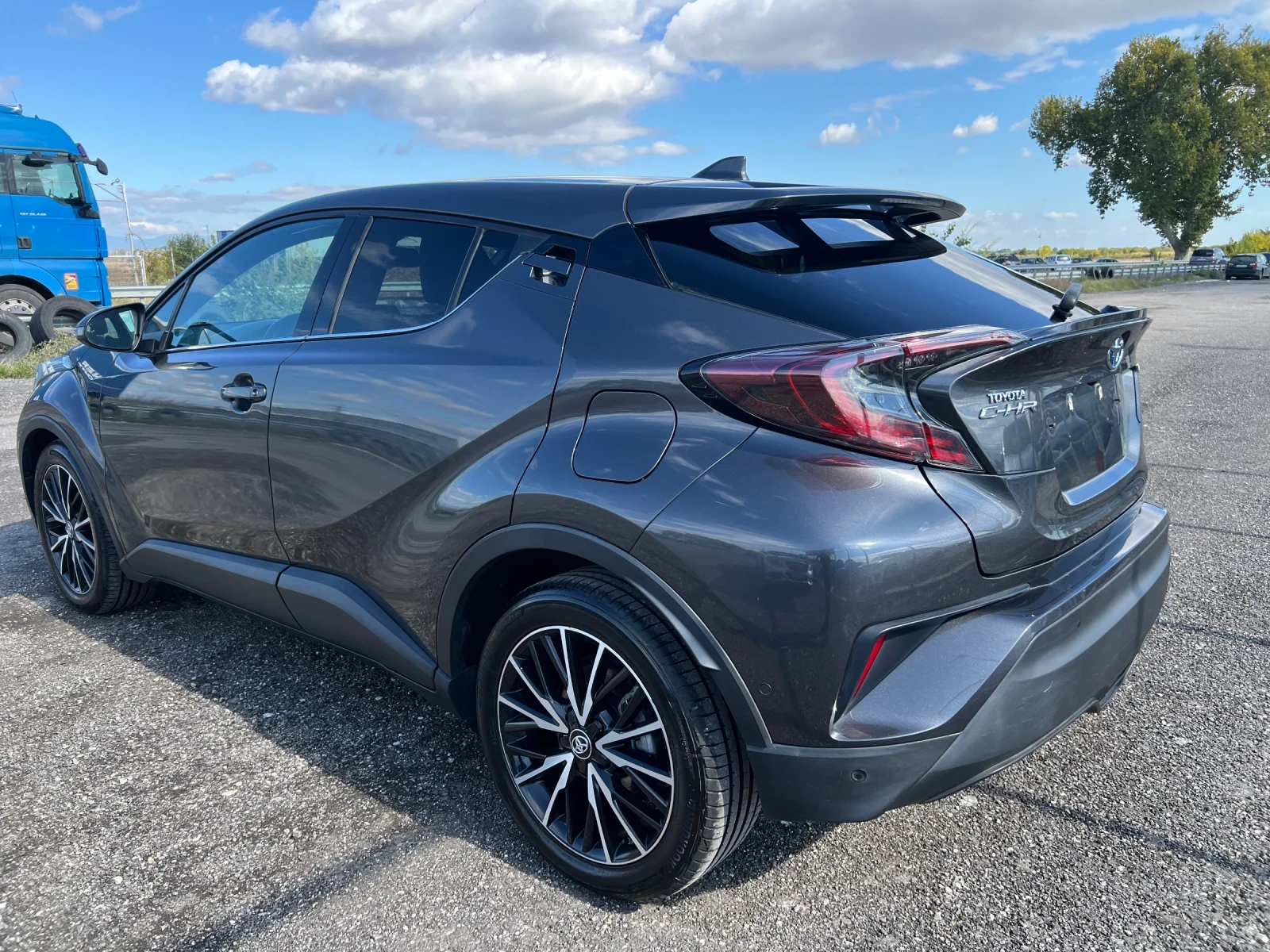 Toyota C-HR 1-8 Хибрид 122кс Фул лед - изображение 6