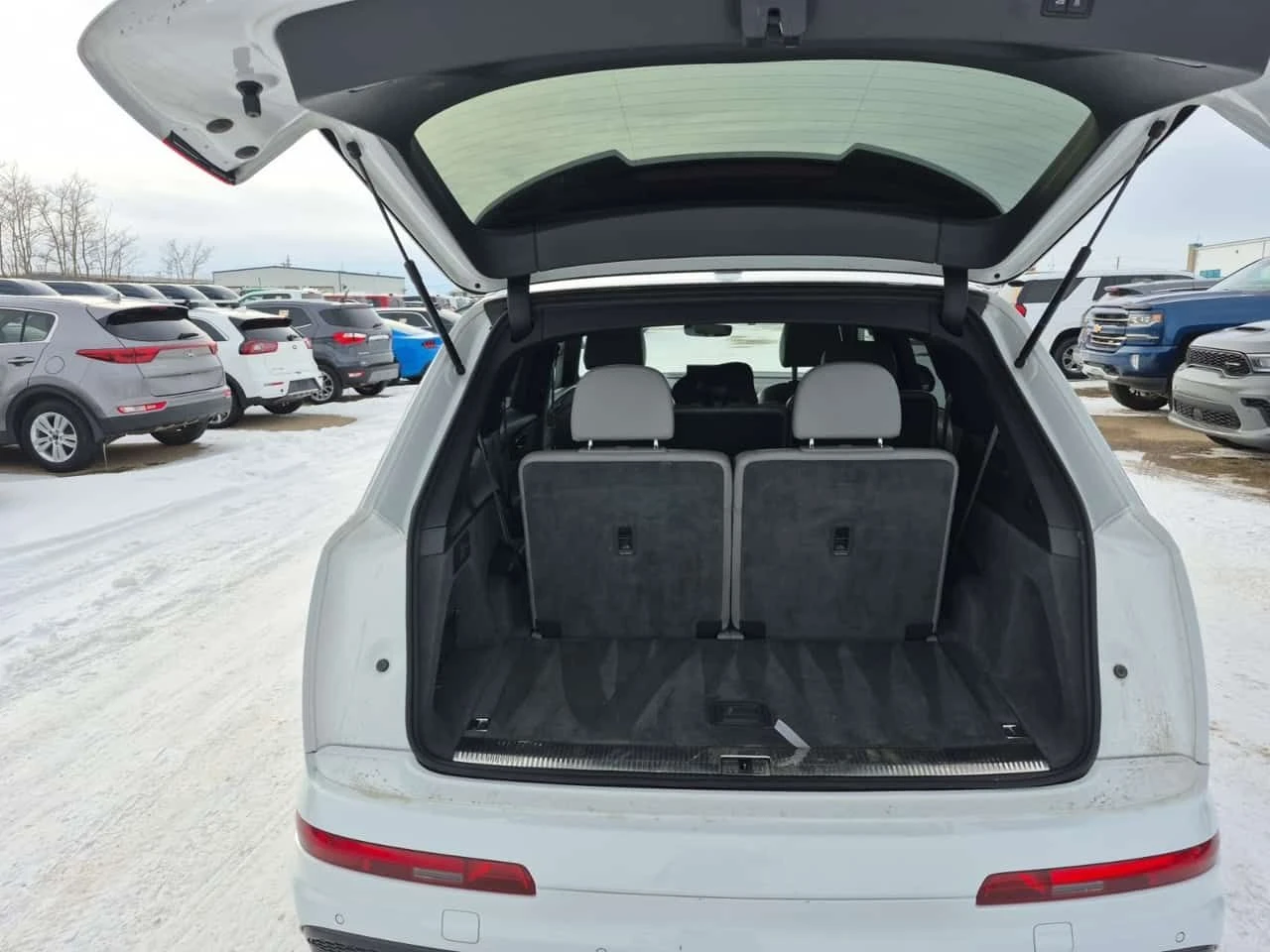 Audi Q7  3.0T TECHNIK /360/DISTRONIC/HEAD UP/AMBIENT/BOSE, снимка 14 - Автомобили и джипове - 53866837