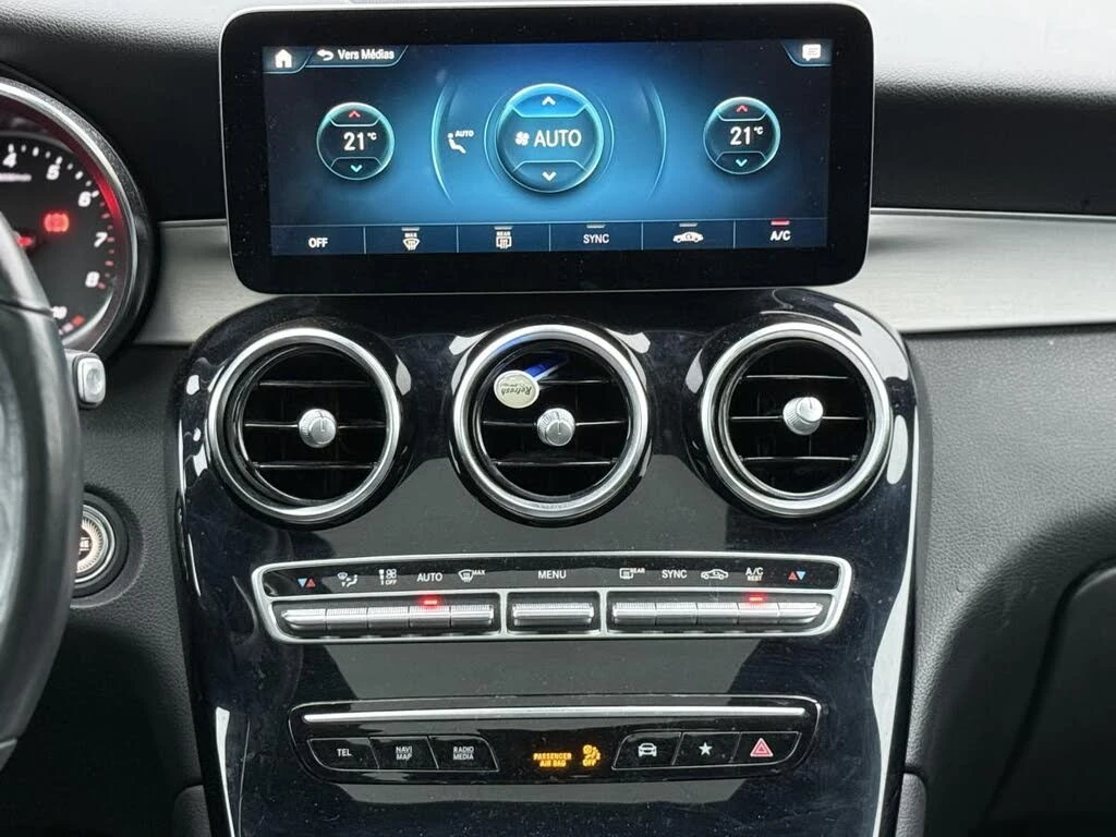 Mercedes-Benz GLC 4MATIC* АвтоКредит* (ЦЕНА ДО БГ), снимка 13 - Автомобили и джипове - 54139908