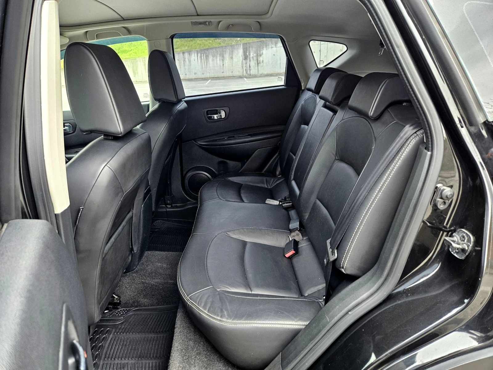 Nissan Qashqai ГАЗ-БЕНЗИН КОЖА НАВИГАЦИЯ 4Х4 , снимка 11 - Автомобили и джипове - 54169550