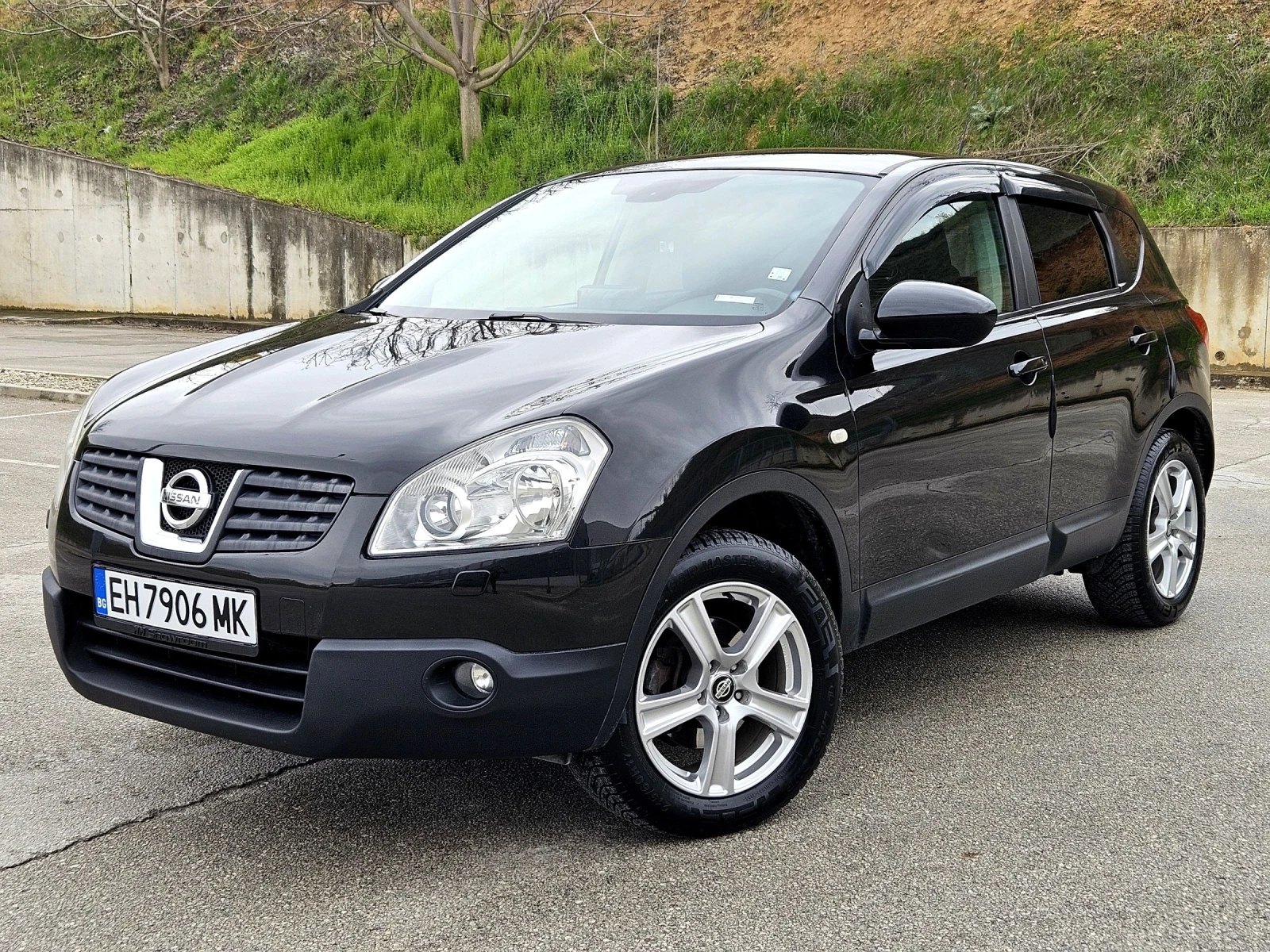 Nissan Qashqai ГАЗ-БЕНЗИН КОЖА НАВИГАЦИЯ 4Х4 