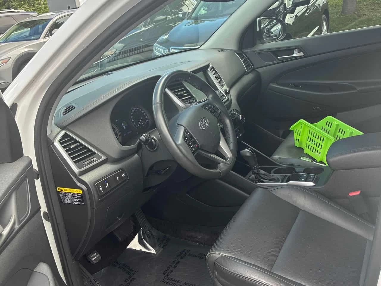 Hyundai Tucson Luxury  CARFAX | Mobile.bg � ����������� 5