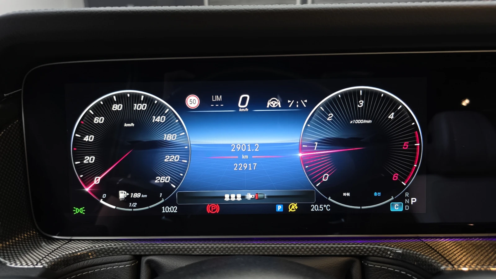 Mercedes-Benz G 450 BLIND SPOT* 360* ПОДГРЕВ ВОЛАН* ЛЮК* КРАЙНА ЦЕНА, снимка 8 - Автомобили и джипове - 55276554