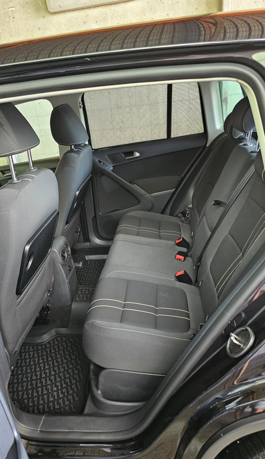 VW Tiguan, снимка 15 - Автомобили и джипове - 55305099