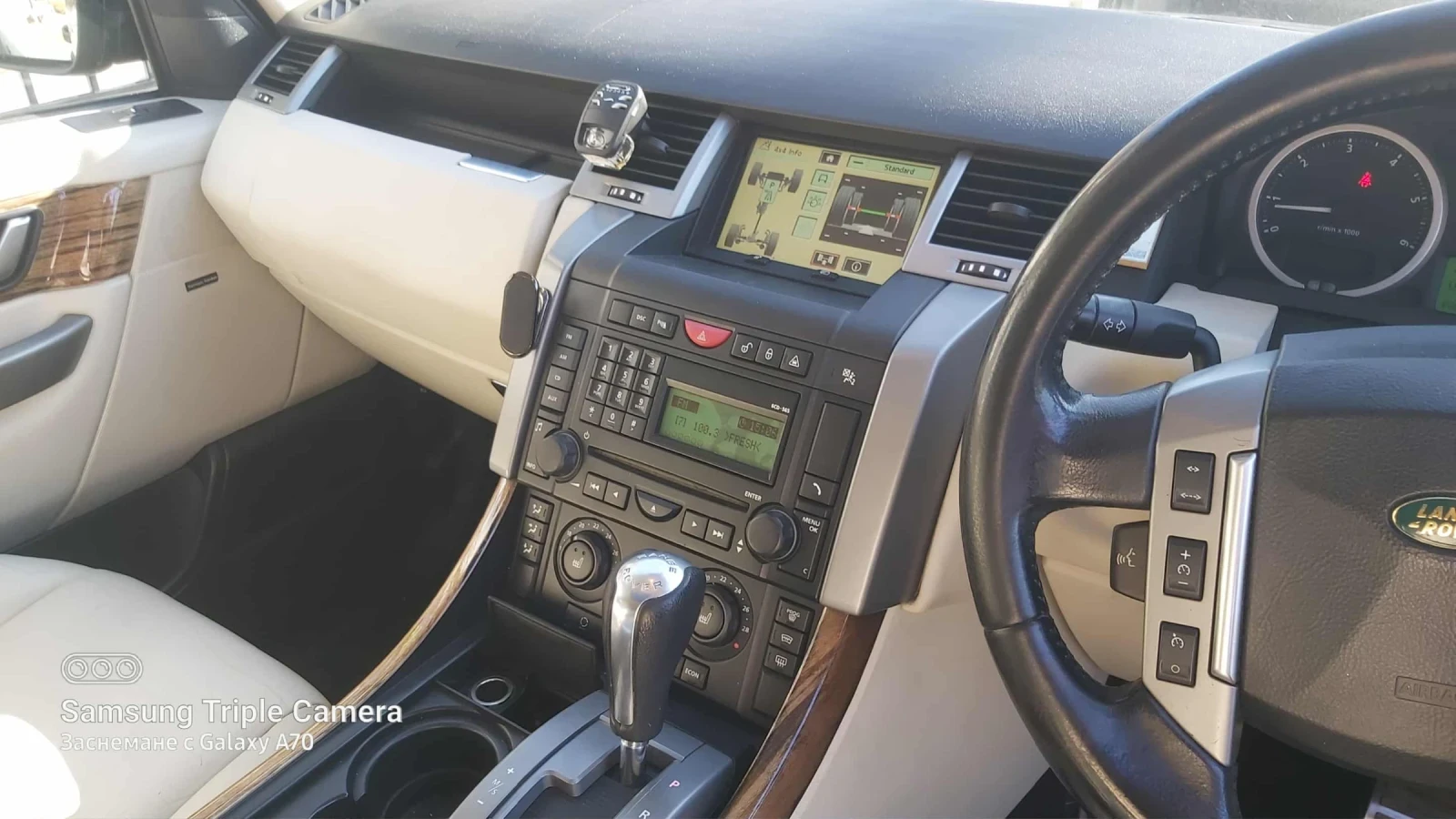 Land Rover Range Rover Sport, снимка 6 - Автомобили и джипове - 56085895