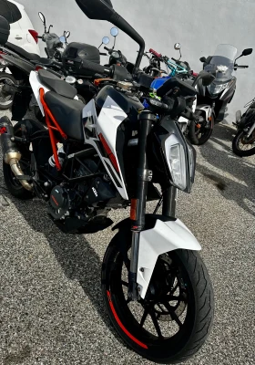 Ktm Duke 125 ABS/LED 08.2017г., снимка 17