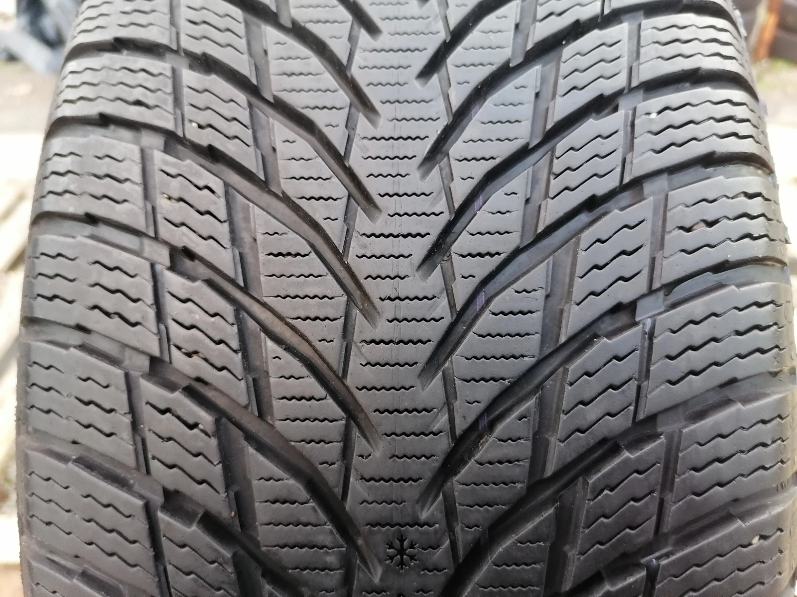  215/55R17 | Mobile.bg   1