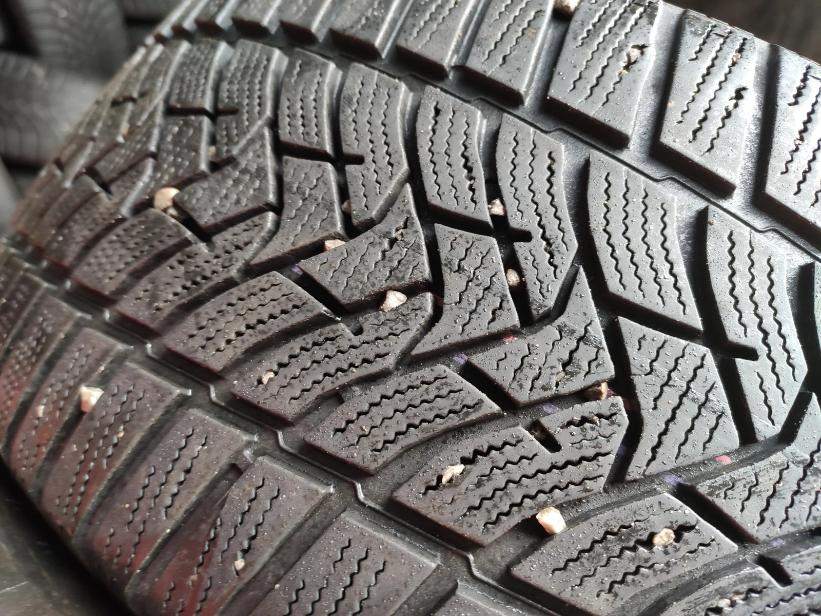 ���� 245/45R18 | Mobile.bg � ����������� 1