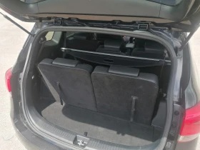 Kia Carens 1.7 CRDi / 7 места / HIGH TECH, снимка 15