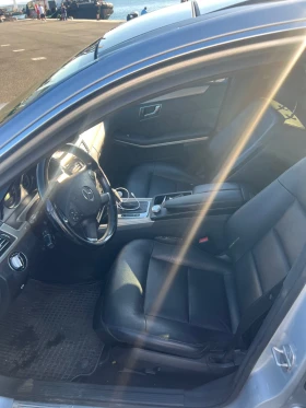 Mercedes-Benz E 220, снимка 8