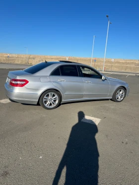 Mercedes-Benz E 220, снимка 7