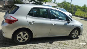 Toyota Auris, снимка 1