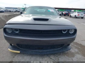 Dodge Challenger 5.7L V-8 VVT, 372HP Rear Wheel Drive, снимка 5