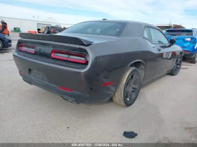 Dodge Challenger 5.7L V-8 VVT, 372HP Rear Wheel Drive, снимка 10