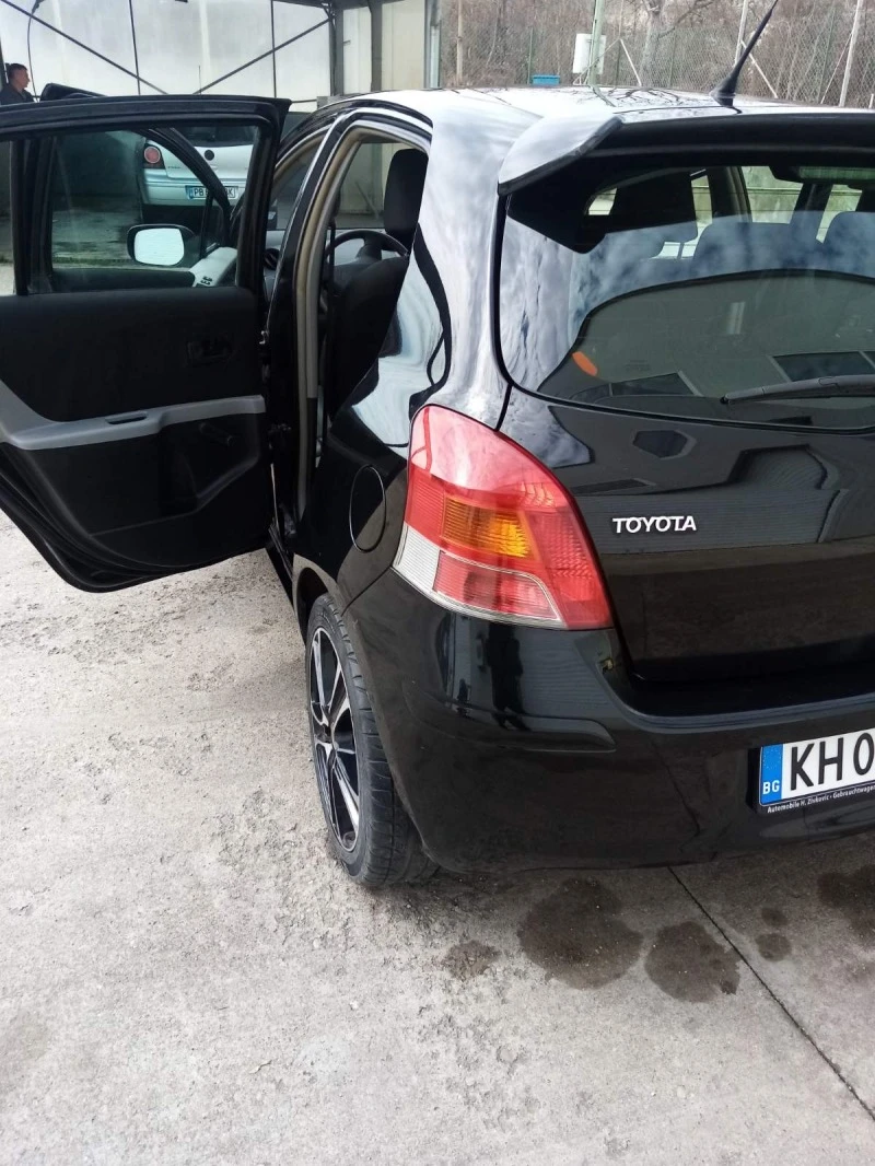 Toyota Yaris 1.3 VVT-i 99к.с Facelift., снимка 10 - Автомобили и джипове - 46985962