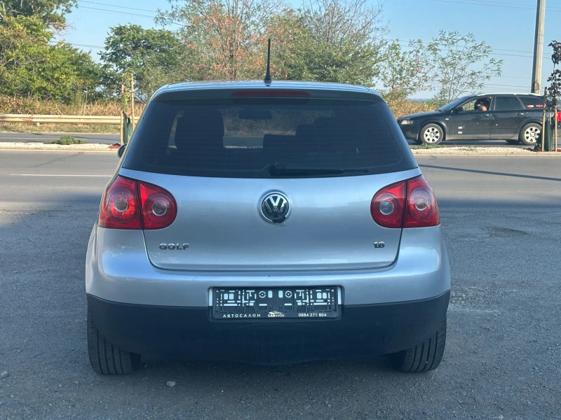 VW Golf 1.6 benzin 102 k.c., снимка 7 - Автомобили и джипове - 47547909