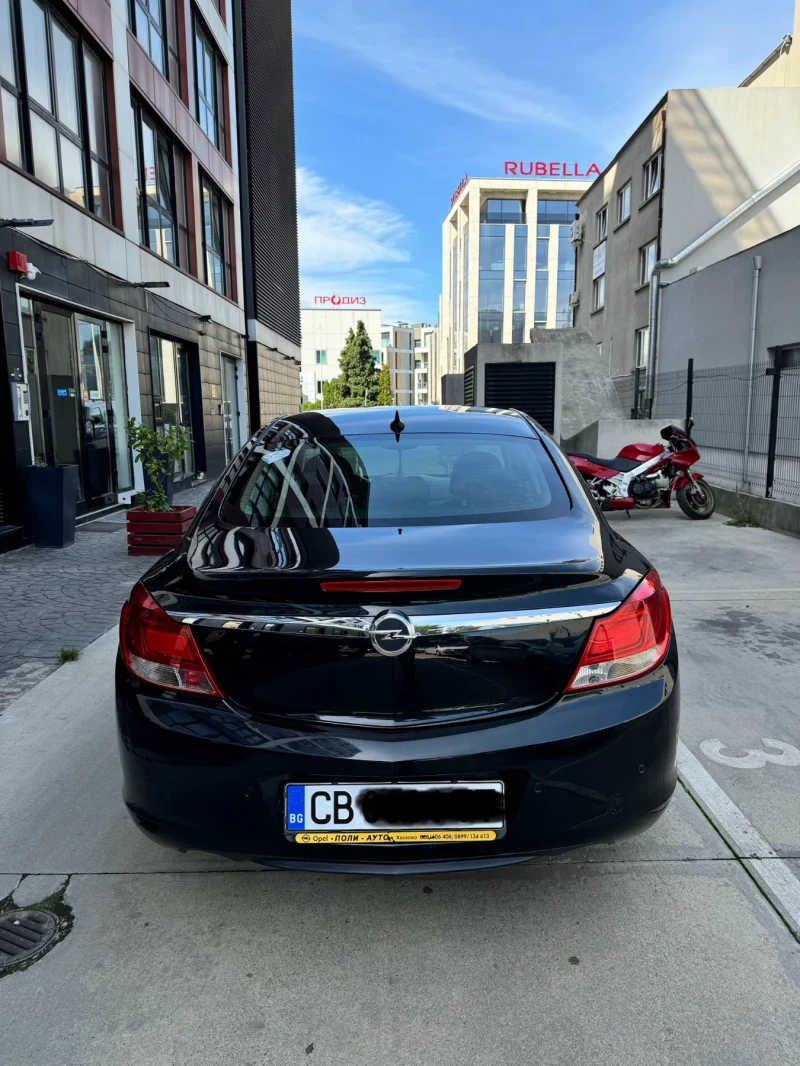 Opel Insignia, снимка 3 - Автомобили и джипове - 47314358