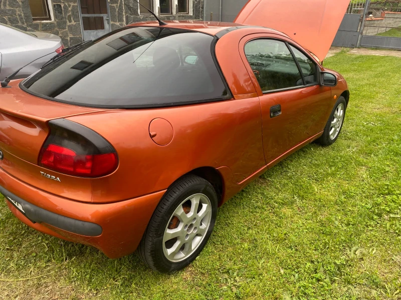 Opel Tigra 1.4 90 коня, снимка 4 - Автомобили и джипове - 49199522