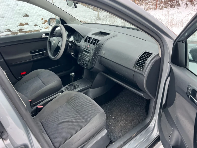 VW Polo 1.2//6v Euro/4, снимка 10 - Автомобили и джипове - 48702625