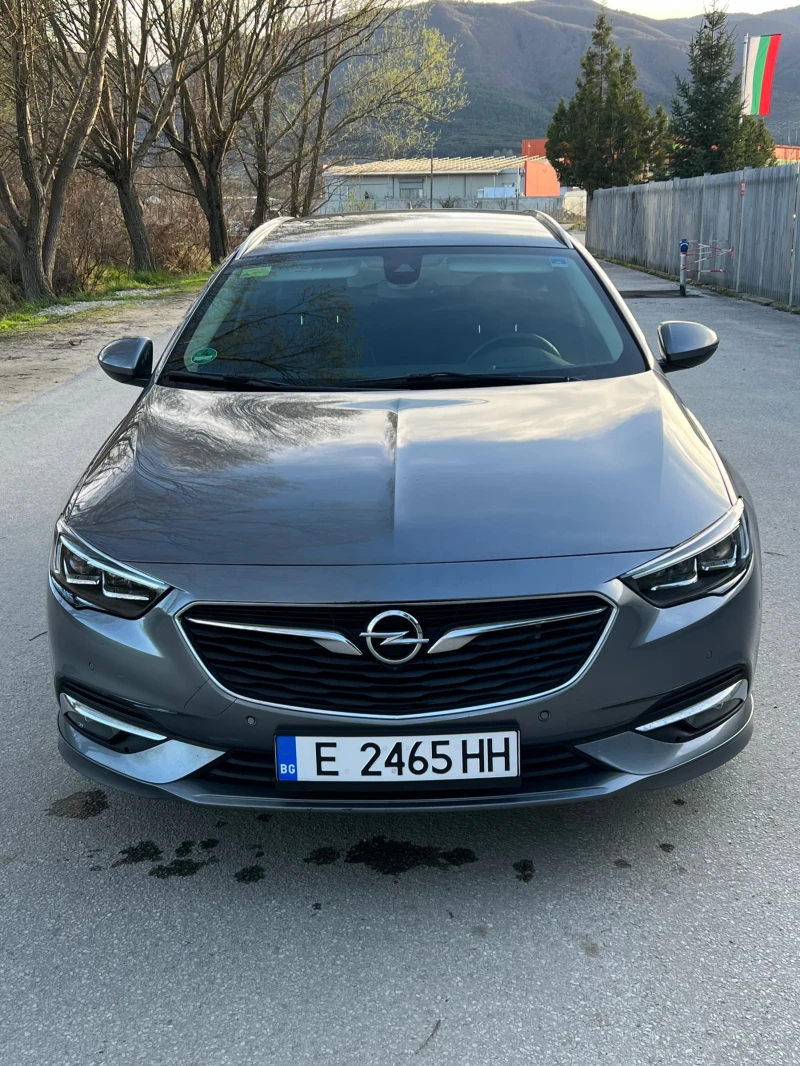 Opel Insignia, снимка 1 - Автомобили и джипове - 49436763