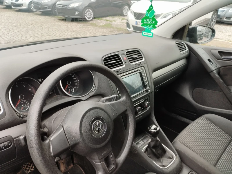 VW Golf 1.4i BENZIN/LPG 80kc, снимка 15 - Автомобили и джипове - 49741530