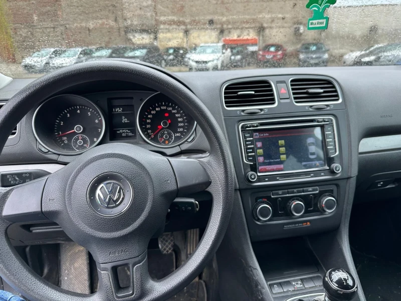 VW Golf 1.4i BENZIN/LPG 80kc, снимка 13 - Автомобили и джипове - 49741530