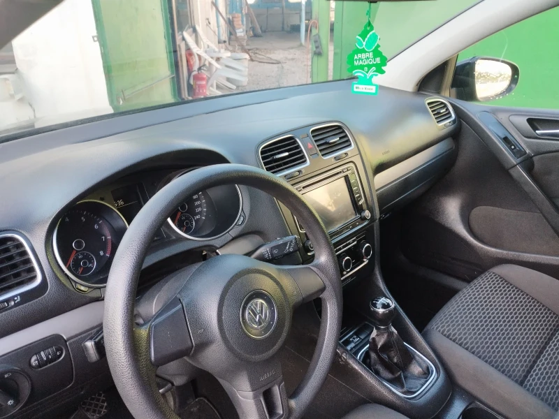 VW Golf 1.4i BENZIN/LPG 80kc, снимка 11 - Автомобили и джипове - 49741530