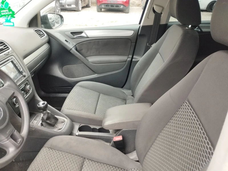 VW Golf 1.4i BENZIN/LPG 80kc, снимка 17 - Автомобили и джипове - 49741530