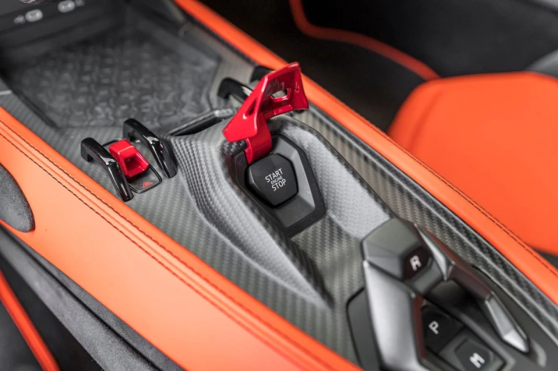 Lamborghini Revuelto, снимка 16 - Автомобили и джипове - 51450662