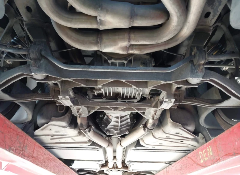 Chevrolet Corvette C6 Тарга 6.0L V8 6ск. ръчка ШПЕР, снимка 10 - Автомобили и джипове - 52240056