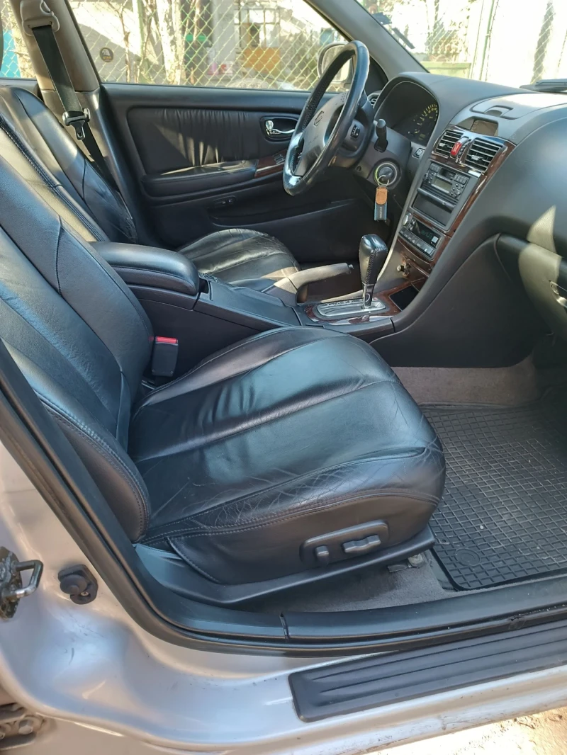 Nissan Maxima 3.0 V6, снимка 5 - Автомобили и джипове - 52943554