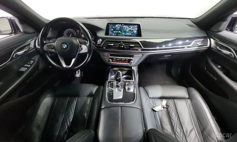 BMW 740, снимка 7 - Автомобили и джипове - 53030680