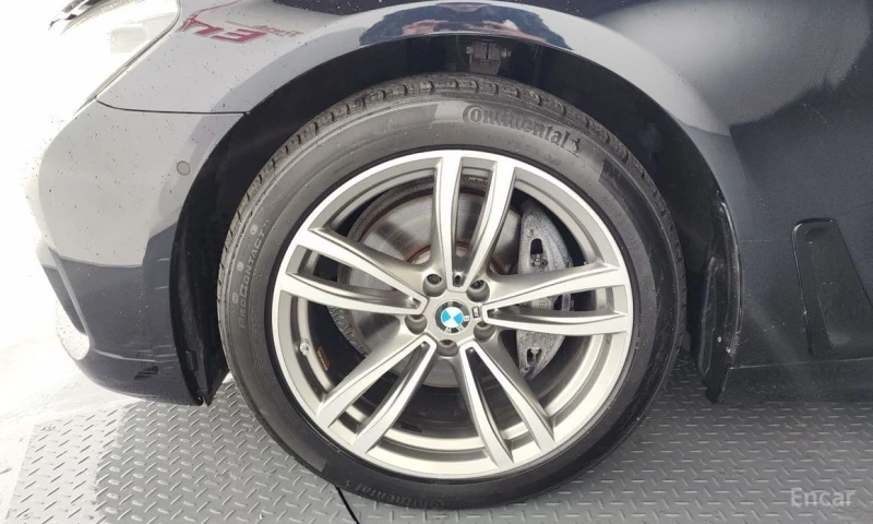 BMW 740, снимка 5 - Автомобили и джипове - 53030680