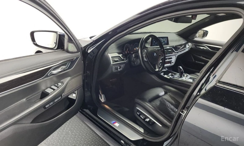 BMW 740, снимка 10 - Автомобили и джипове - 53030680