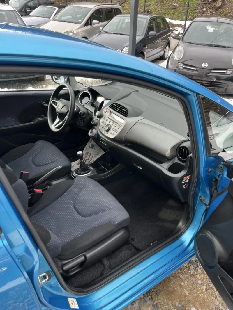 Honda Jazz, снимка 5 - Автомобили и джипове - 53565051