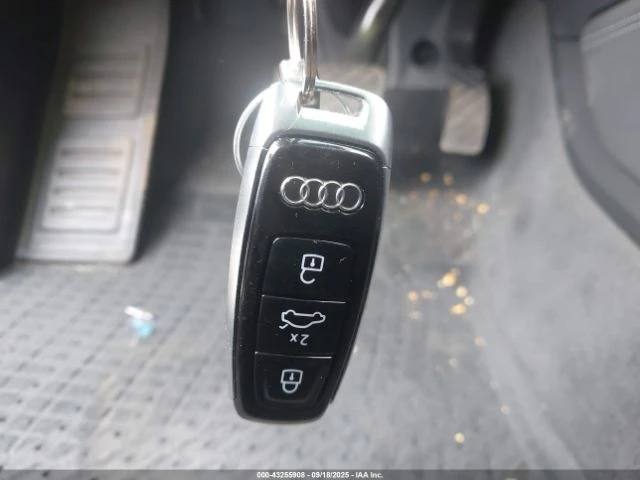 Audi E-Tron PREMIUM PLUS QUATTRO/ЗАКУПИ ОТ 500 ЛВ НА МЕСЕЦ, снимка 11 - Автомобили и джипове - 52736359