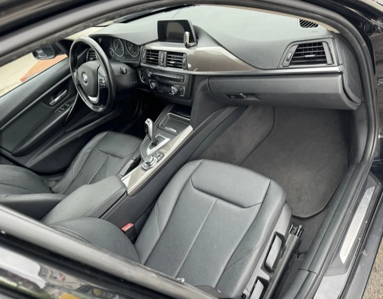 BMW 318 2.0, снимка 6 - Автомобили и джипове - 53210671