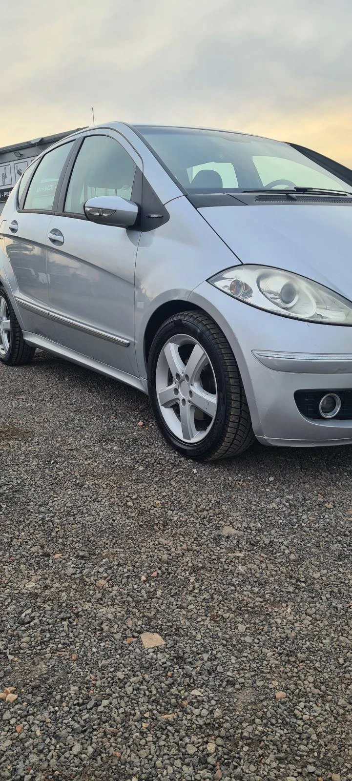 Mercedes-Benz A 180, снимка 2 - Автомобили и джипове - 54202928