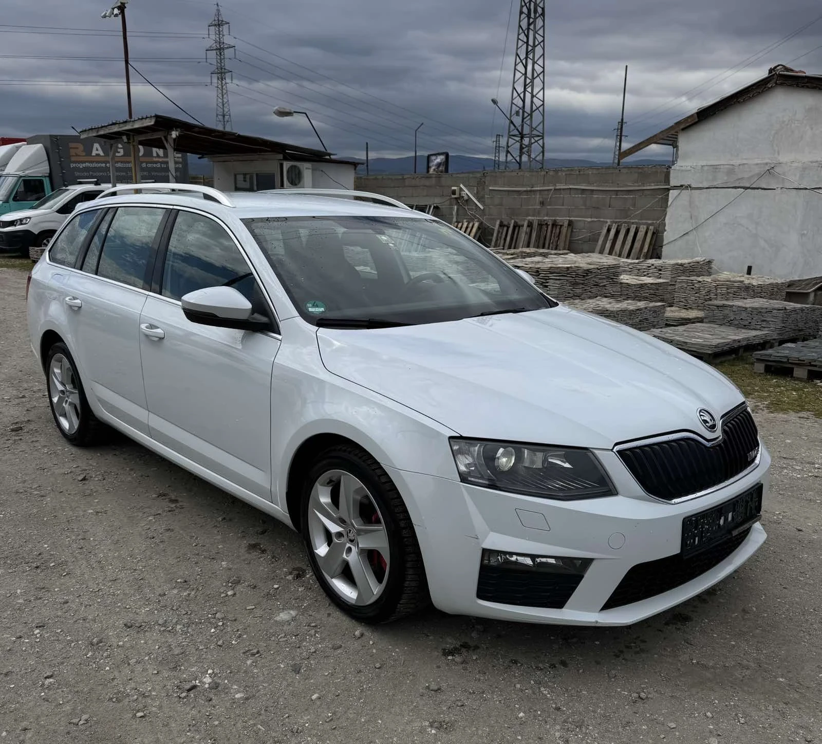 Skoda Octavia 2.0DSG VRS - изображение 3