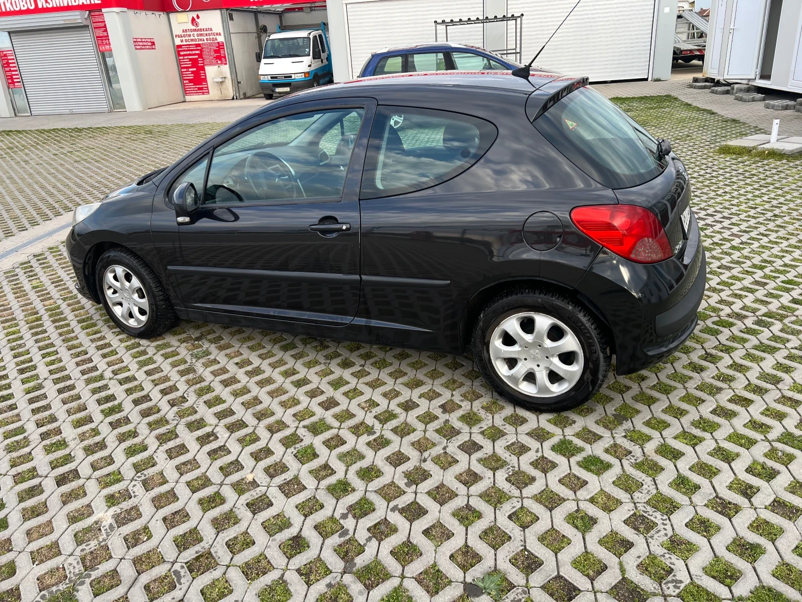 Peugeot 207 1.4 ГАЗ - изображение 4