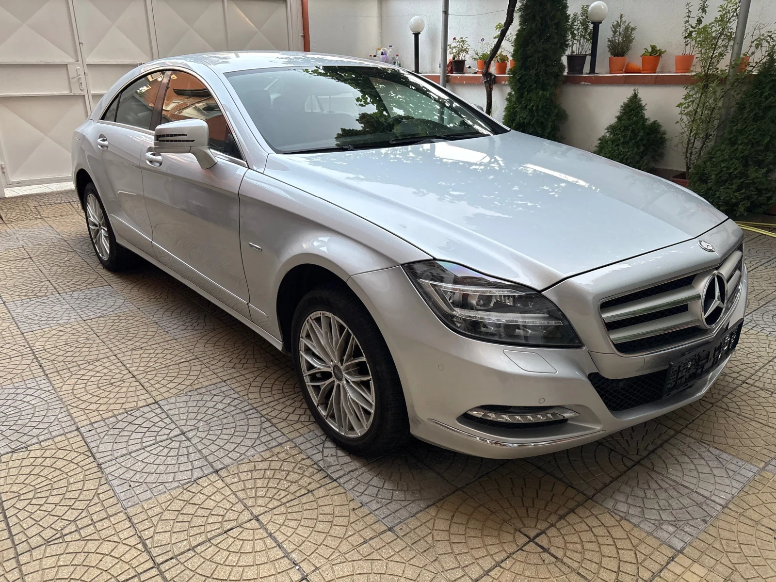 Mercedes-Benz CLS 350 SWISS  - изображение 2