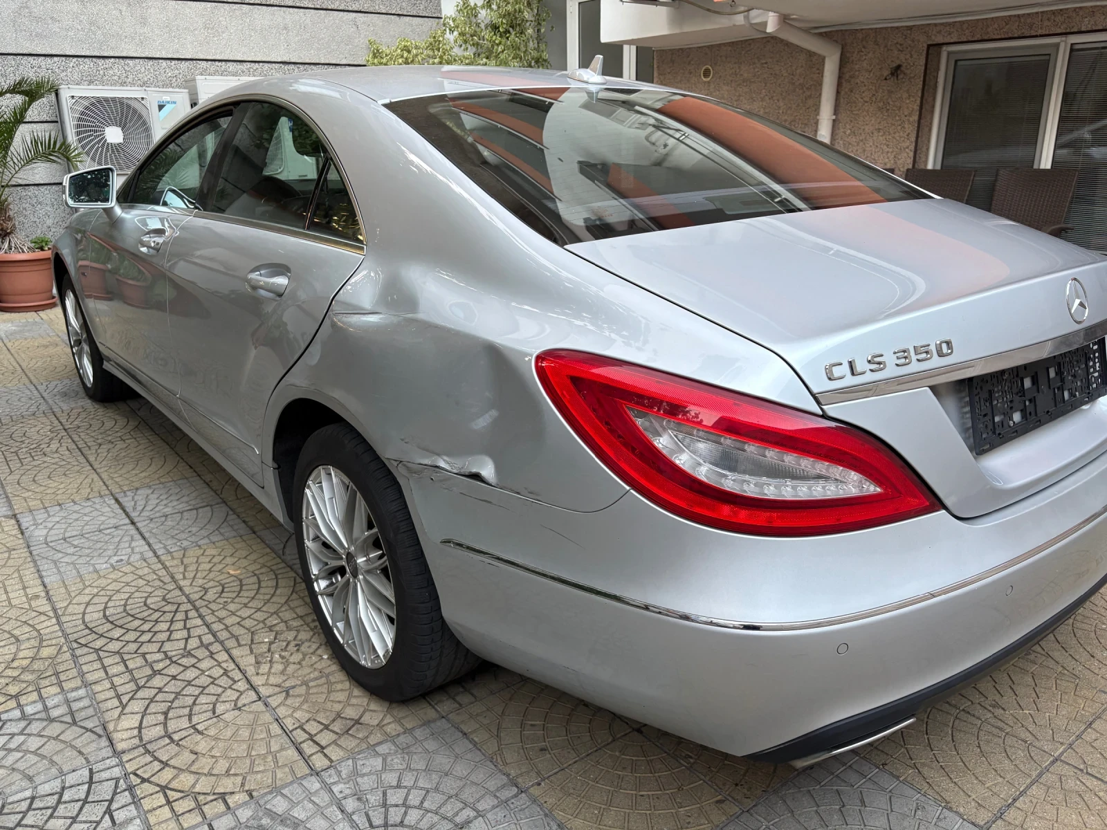 Mercedes-Benz CLS 350 SWISS  - изображение 4