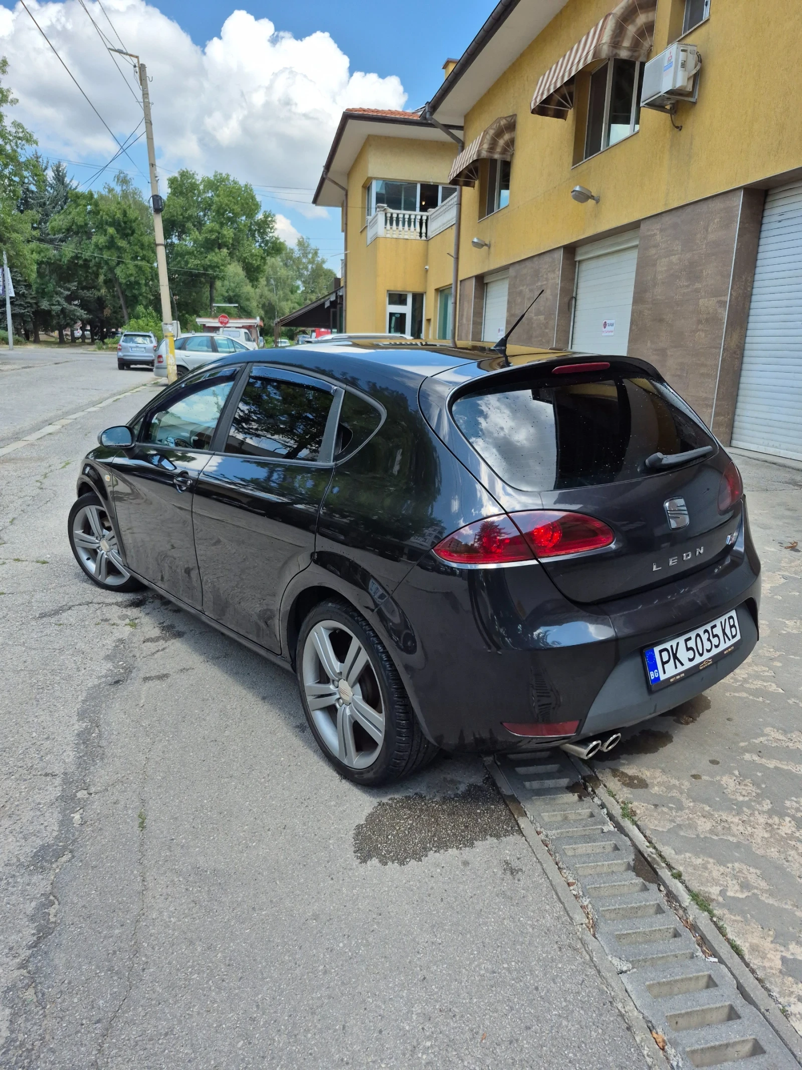 Seat Leon 2.0TDI - изображение 3