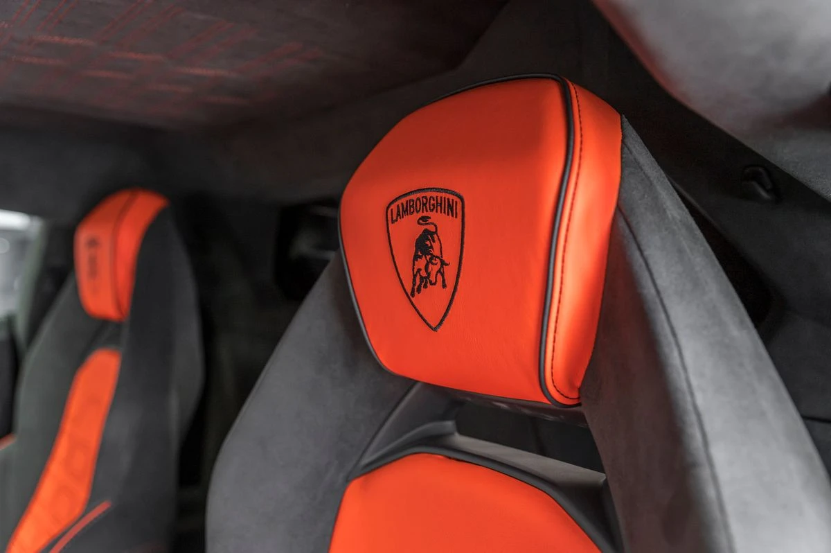 Lamborghini Revuelto | Mobile.bg   11