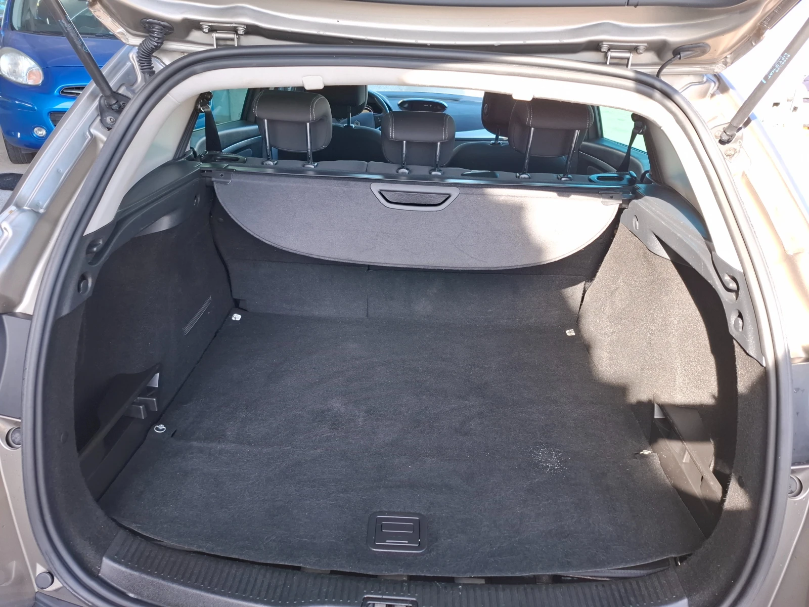 Renault Megane 131.  | Mobile.bg   11