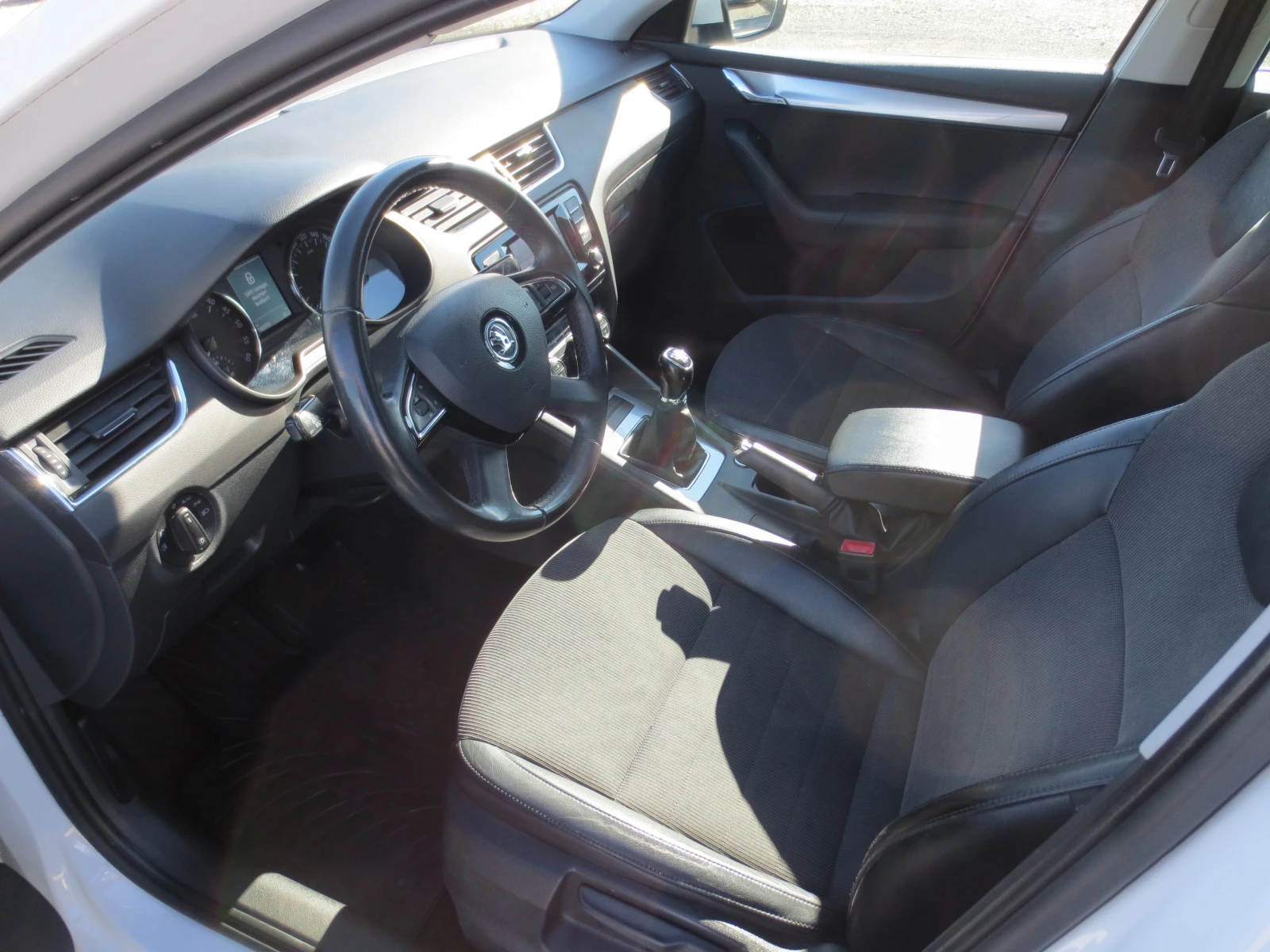 Skoda Octavia 2.0 TDI  | Mobile.bg   9