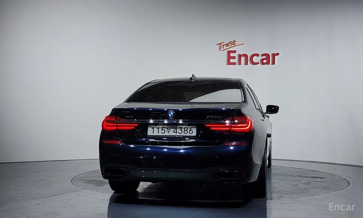 BMW 740  - изображение 4